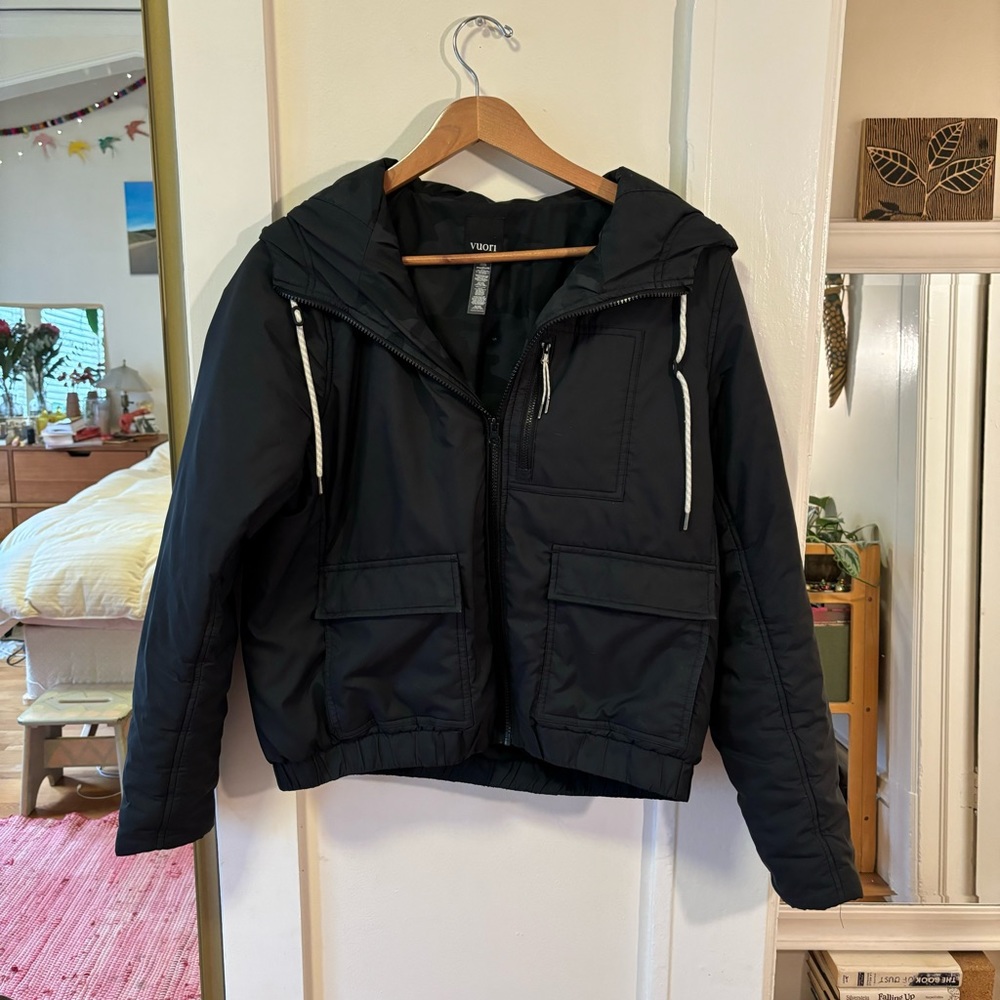 Vuori hooded jacket